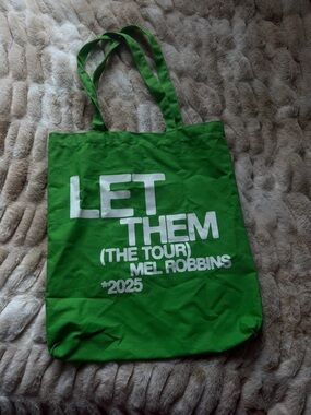 LET THEM (The Tour) 2025 Mel Robbins Green Tote Bag